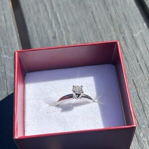 Elegant Silver Ring with Clear Stone